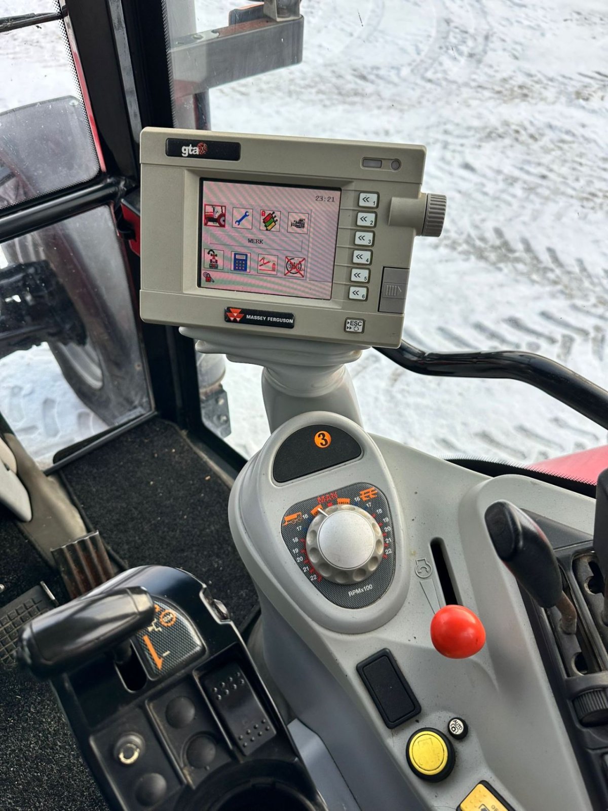 Traktor типа Massey Ferguson 6490, Gebrauchtmaschine в Linde (dr) (Фотография 4)