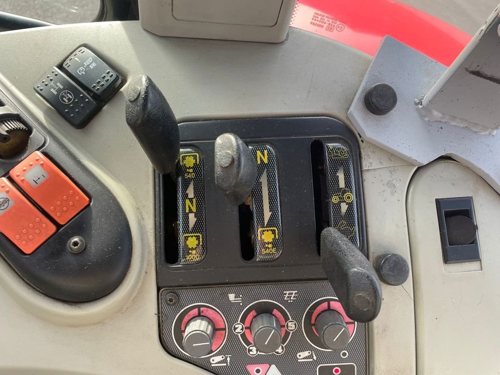 Traktor типа Massey Ferguson 6495 DYNA-6 T3, Gebrauchtmaschine в MARIENHEEM (Фотография 8)