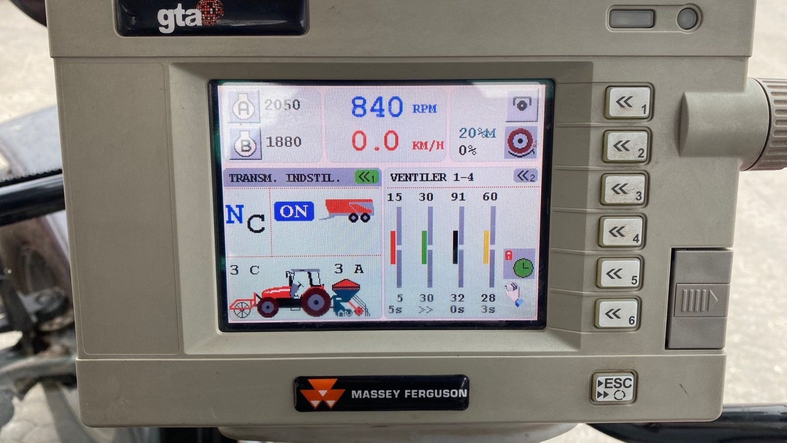 Traktor от тип Massey Ferguson 6499-Dyna 6, Gebrauchtmaschine в Ringe (Снимка 7)