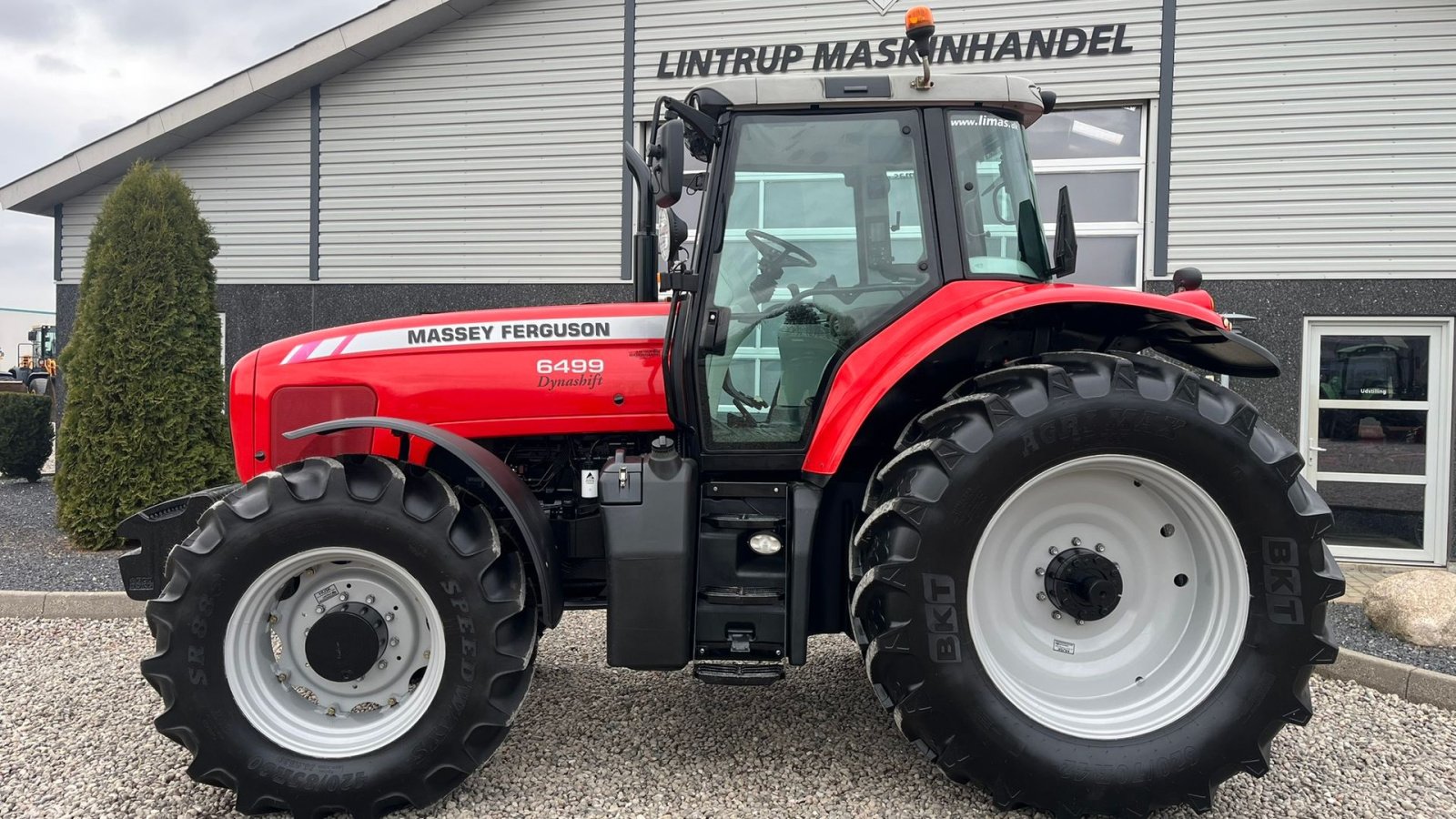 Traktor of the type Massey Ferguson 6499 Dynaschift, Gebrauchtmaschine in Lintrup (Picture 11)