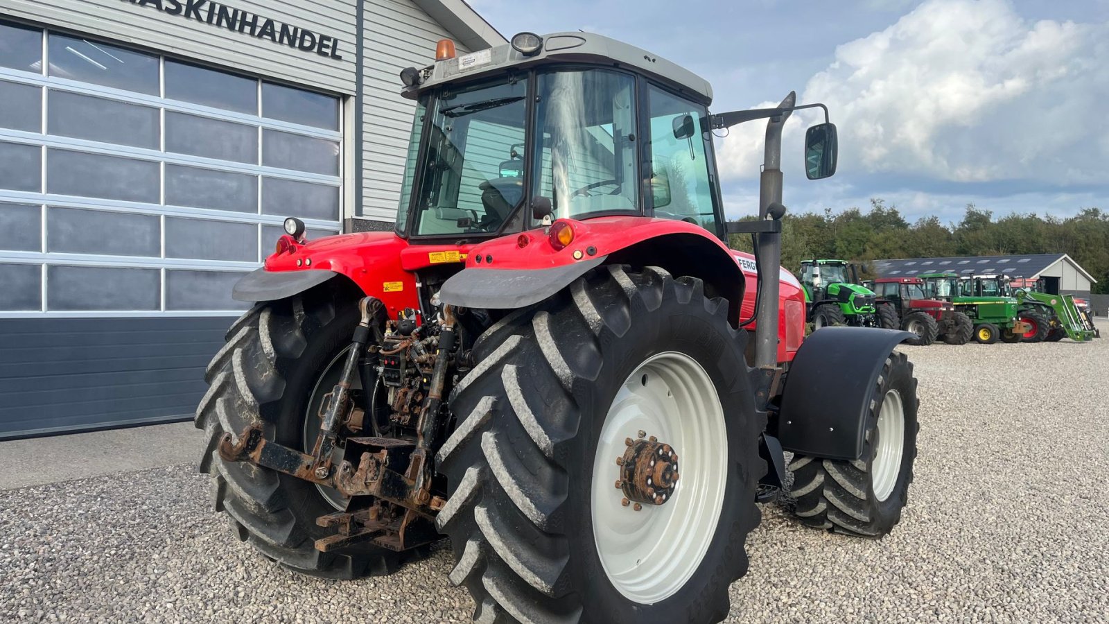 Traktor of the type Massey Ferguson 6499 Dynashift med frontlift og frontpto, Gebrauchtmaschine in Lintrup (Picture 15)