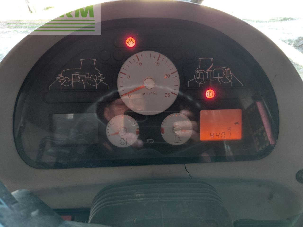 Traktor от тип Massey Ferguson 6499, Gebrauchtmaschine в Hamburg (Снимка 4)