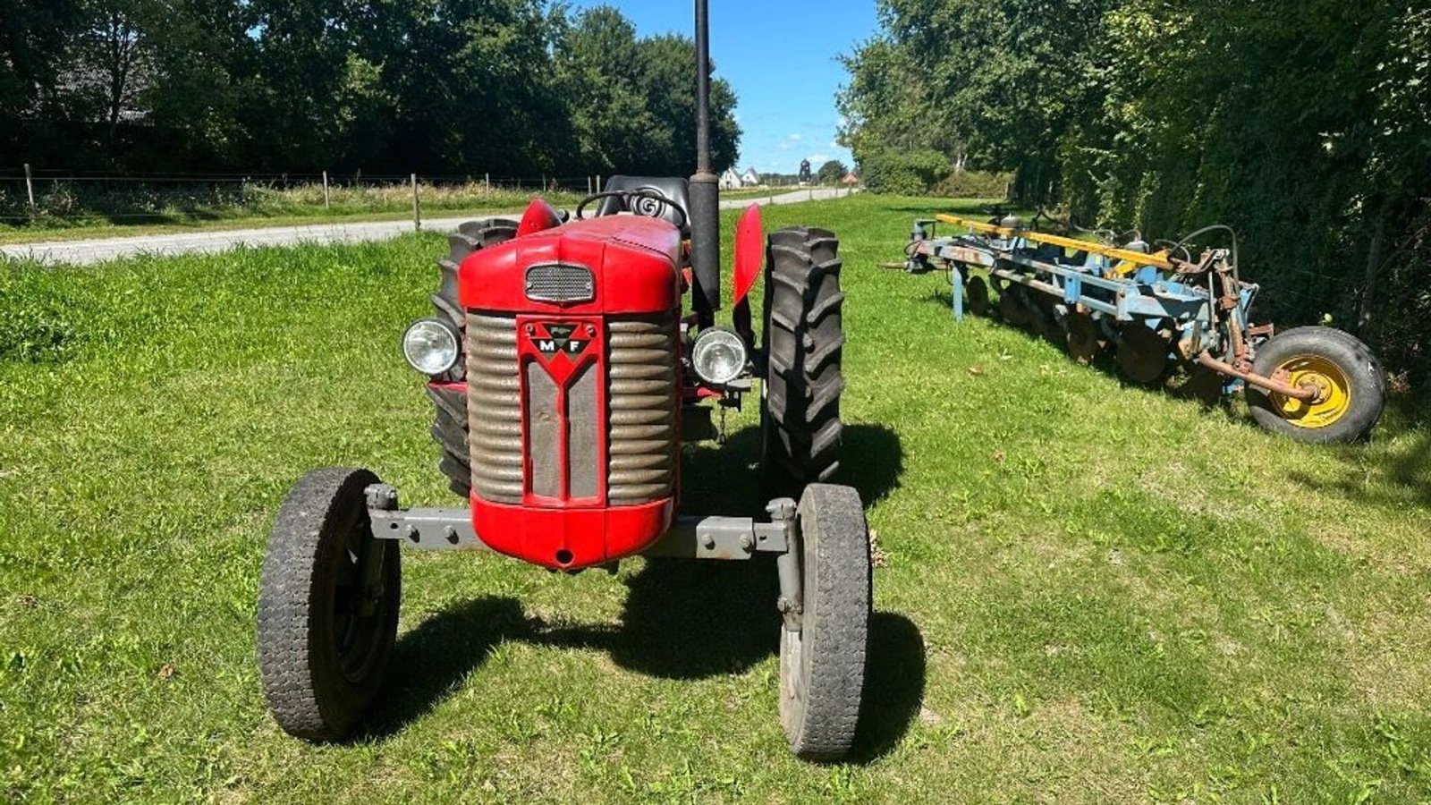 Traktor des Typs Massey Ferguson 65, Gebrauchtmaschine in Rødovre (Bild 3)