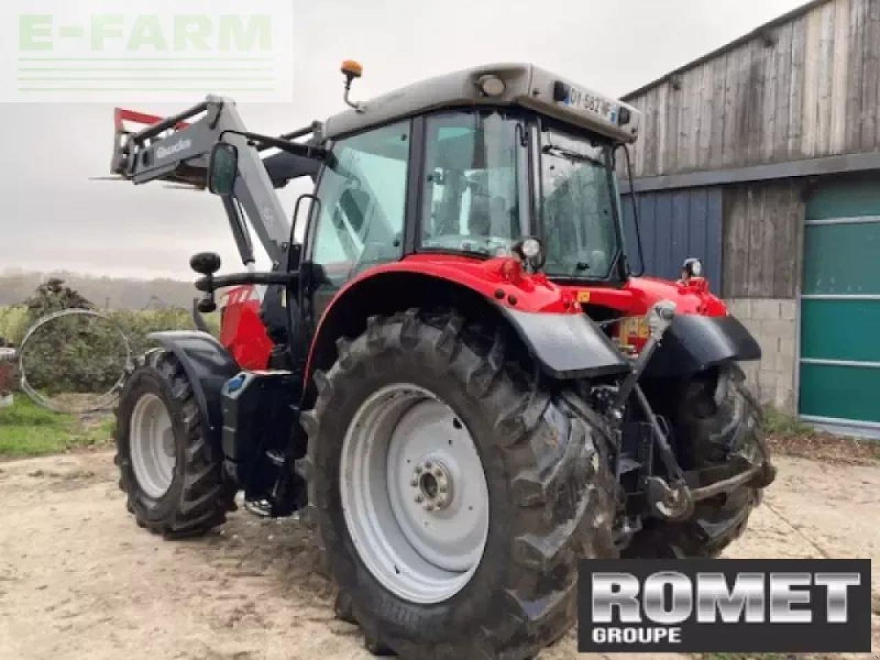 Traktor del tipo Massey Ferguson 6613 d6 ef Efficient, Gebrauchtmaschine In GENNES-SUR-GLAIZE (Immagine 4)