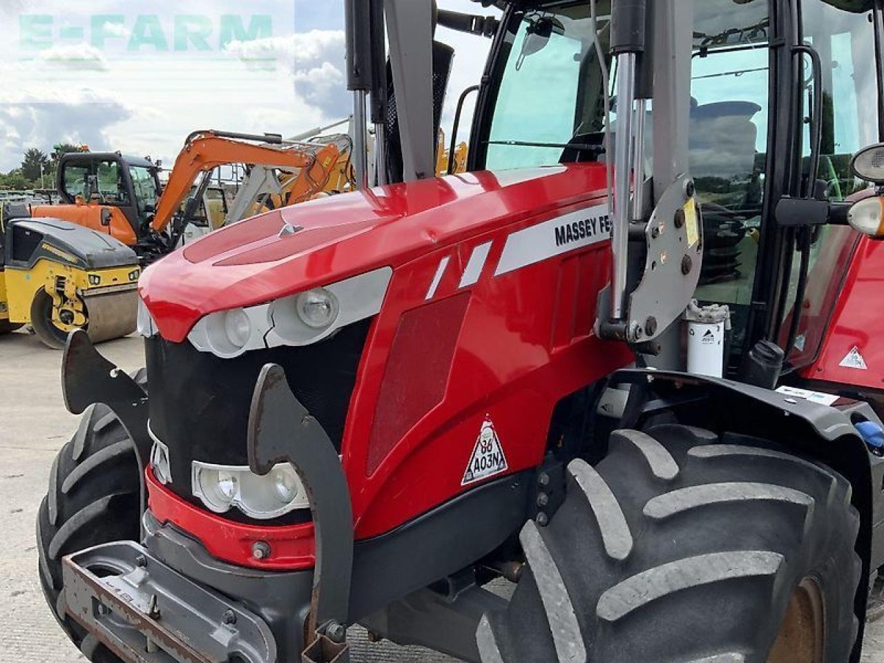 Traktor of the type Massey Ferguson 6613 dyna 4 (st23798), Gebrauchtmaschine in SHAFTESBURY (Picture 13)
