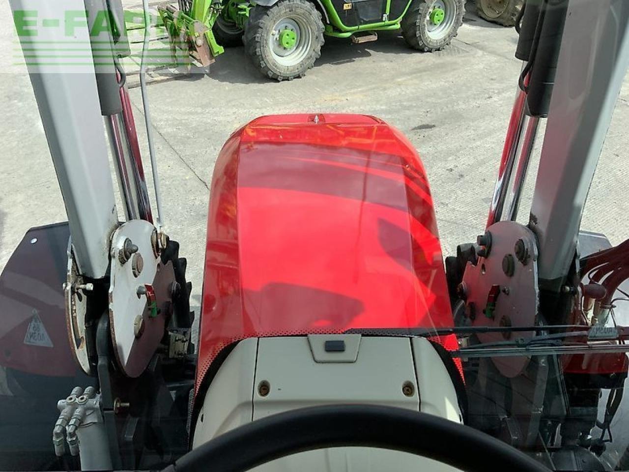 Traktor of the type Massey Ferguson 6613 dyna 4 (st23798), Gebrauchtmaschine in SHAFTESBURY (Picture 20)