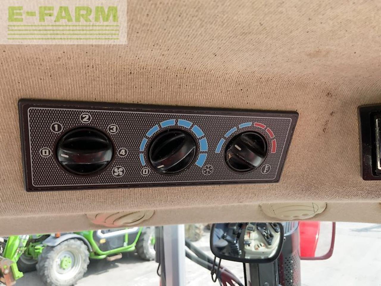 Traktor of the type Massey Ferguson 6613 dyna 4 (st23798), Gebrauchtmaschine in SHAFTESBURY (Picture 21)