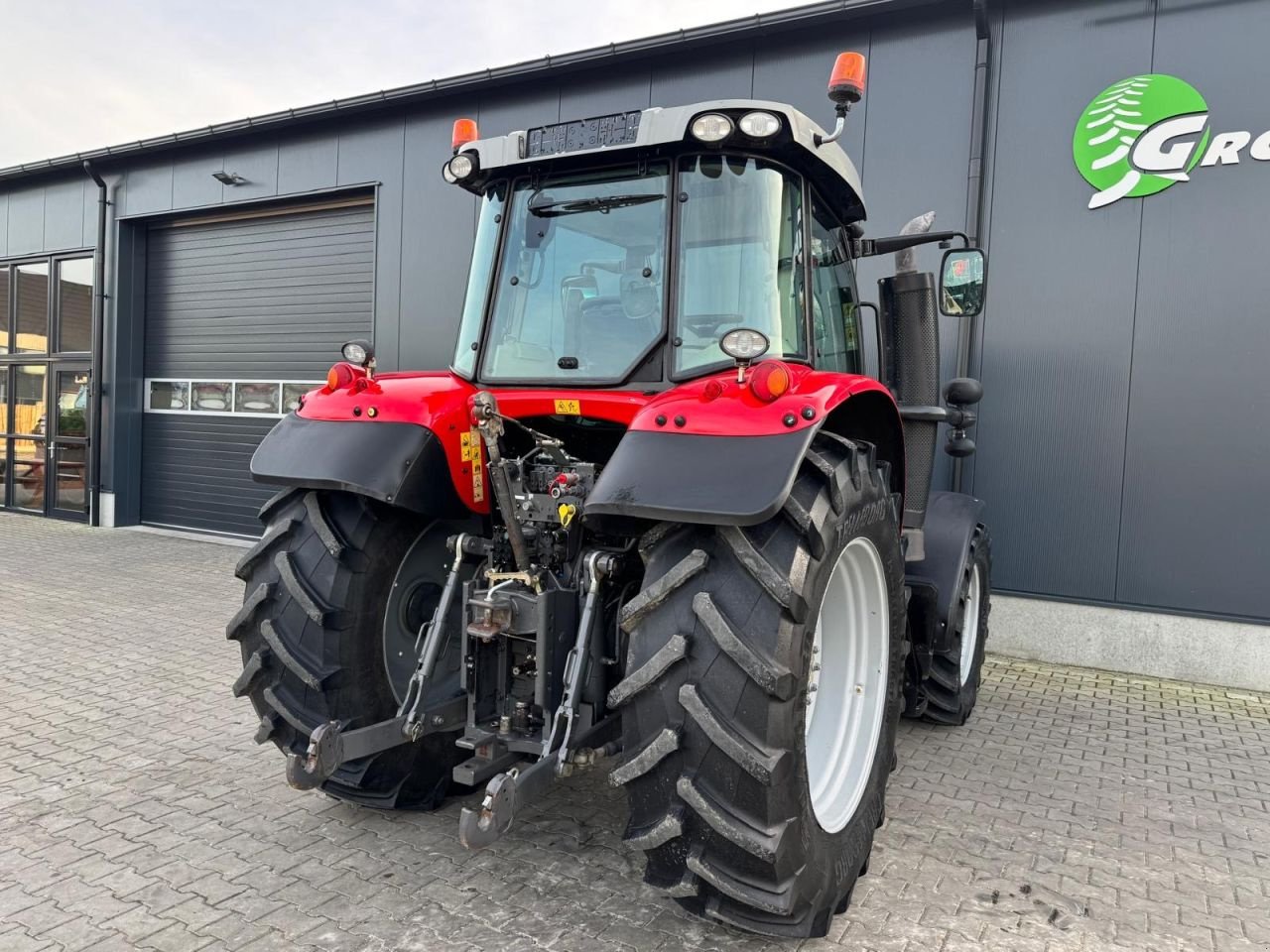 Traktor от тип Massey Ferguson 6613 Dyna6, Gebrauchtmaschine в Daarle (Снимка 5)