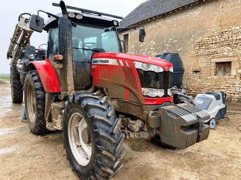 Traktor of the type Massey Ferguson 6613, Gebrauchtmaschine in SAINT-GERMAIN DU PUY (Picture 1)