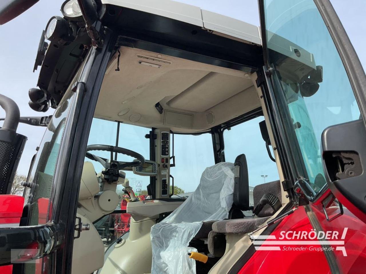 Traktor типа Massey Ferguson 6614 DYNA-6 EFFICIENT, Gebrauchtmaschine в Holdorf (Фотография 14)