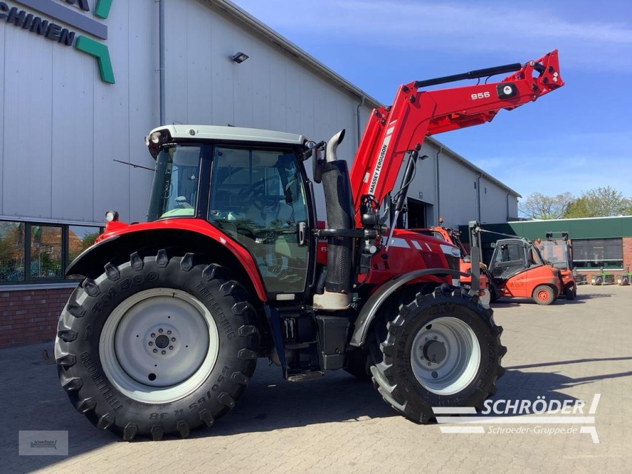 Traktor от тип Massey Ferguson 6614 DYNA-6 EFFICIENT, Gebrauchtmaschine в Völkersen (Снимка 9)