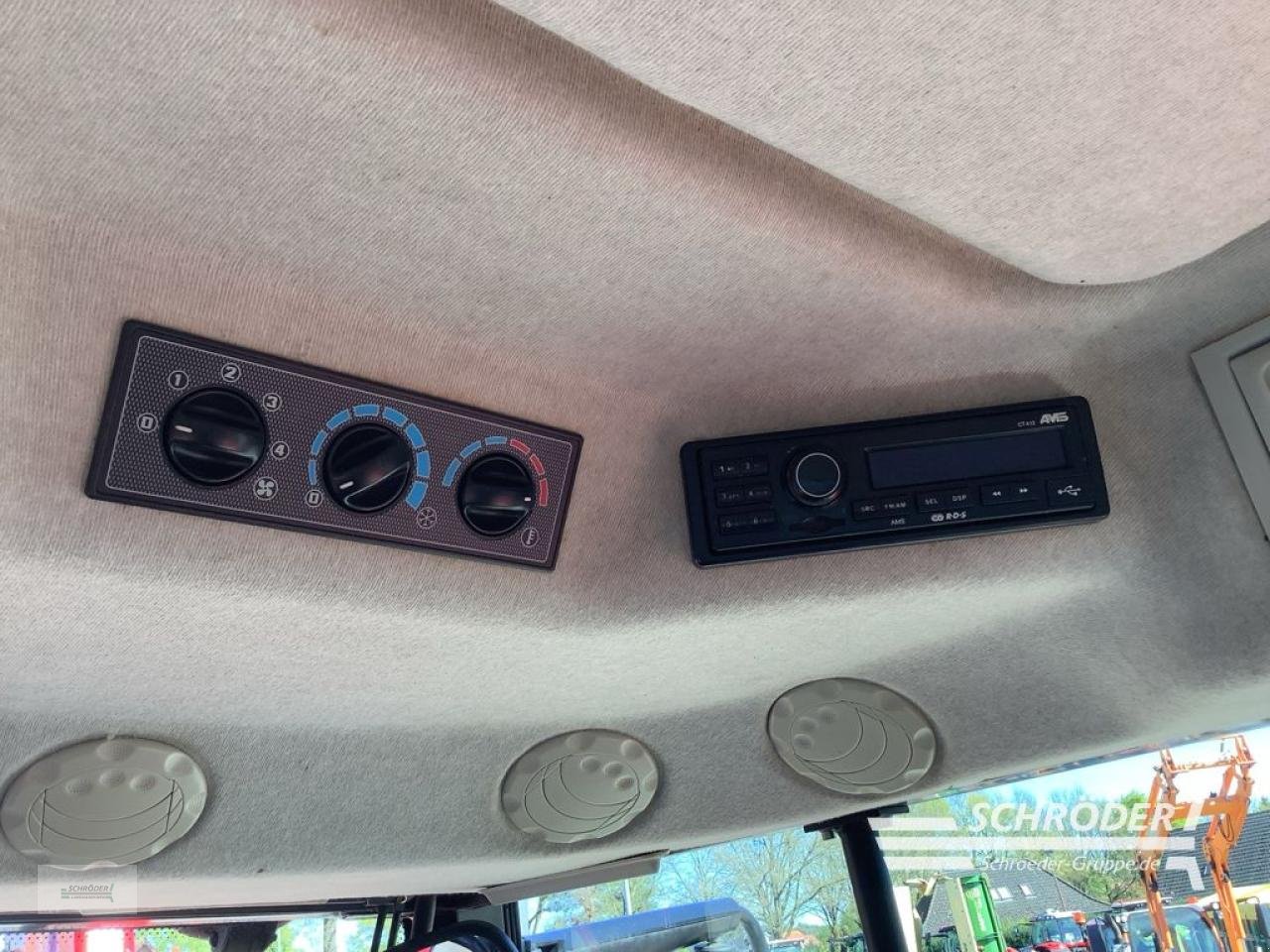 Traktor от тип Massey Ferguson 6614 DYNA-6 EFFICIENT, Gebrauchtmaschine в Völkersen (Снимка 14)