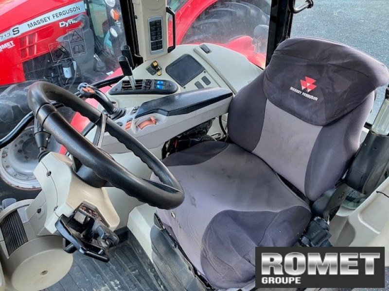 Traktor des Typs Massey Ferguson 6713 S D6 EF, Gebrauchtmaschine in Gennes sur glaize (Bild 4)