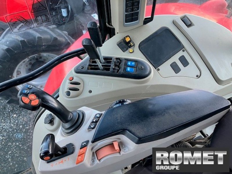 Traktor typu Massey Ferguson 6713 S D6 EF, Gebrauchtmaschine v Gennes sur glaize (Obrázek 7)