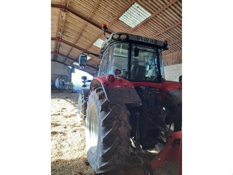 Traktor typu Massey Ferguson 6714 S, Gebrauchtmaschine w CHAUMESNIL (Zdjęcie 4)