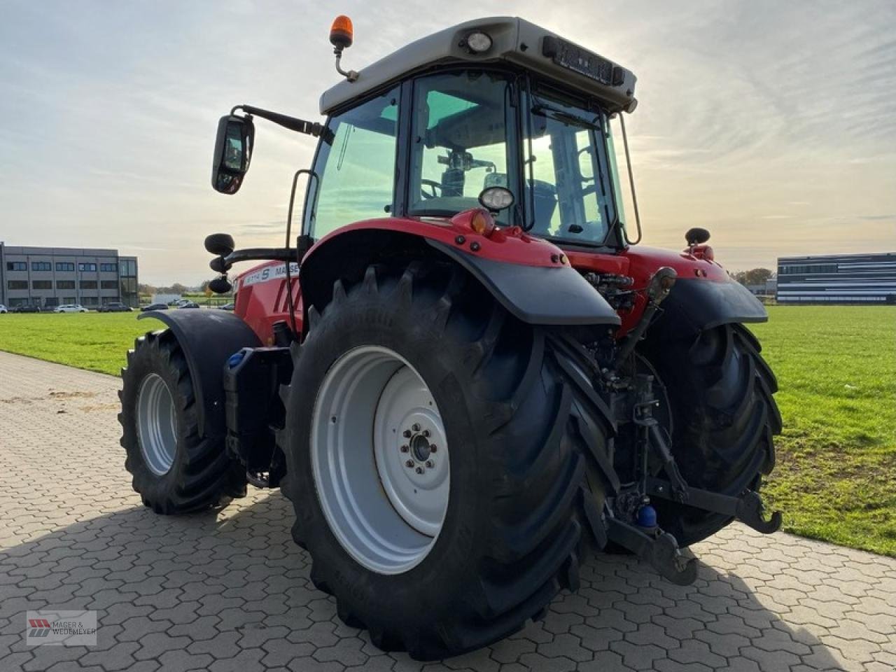 Traktor типа Massey Ferguson 6714S DYNA-6 MIT FZW, Gebrauchtmaschine в Oyten (Фотография 7)