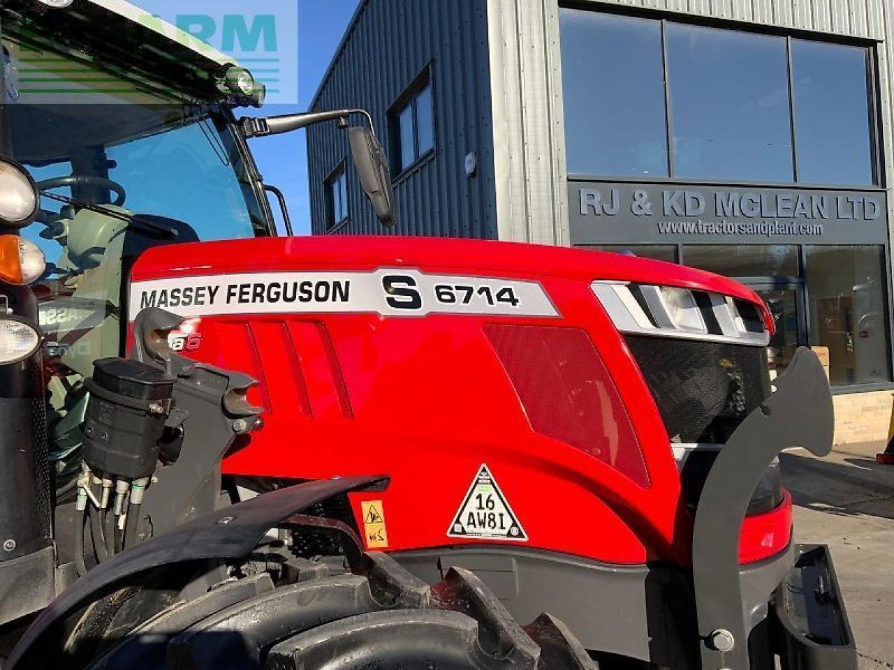 Traktor of the type Massey Ferguson 6714s dyna 6 tractor (st25200), Gebrauchtmaschine in SHAFTESBURY (Picture 10)