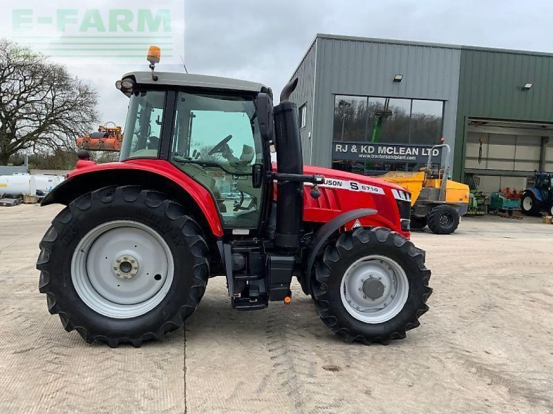 Traktor of the type Massey Ferguson 6714s dyna6 tractor (st25429), Gebrauchtmaschine in SHAFTESBURY