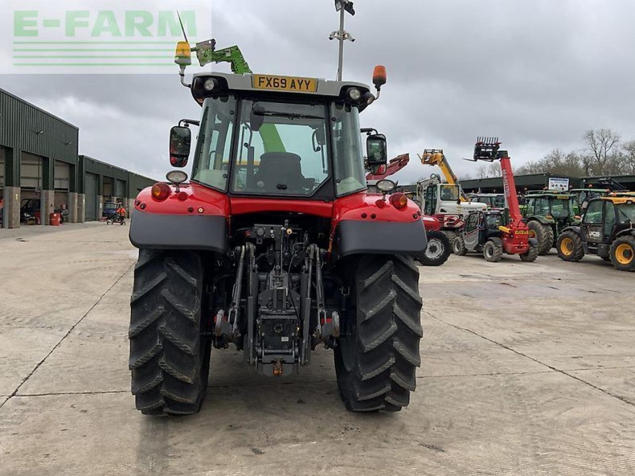Traktor типа Massey Ferguson 6714s dyna6 tractor (st25429), Gebrauchtmaschine в SHAFTESBURY (Фотография 8)