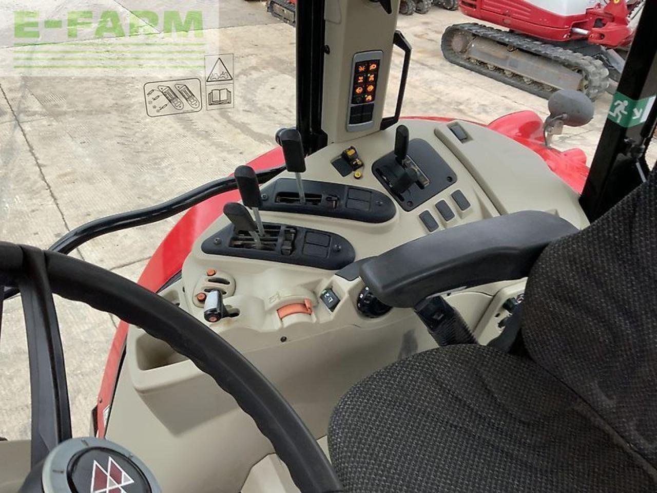 Traktor типа Massey Ferguson 6714s dyna6 tractor (st25429), Gebrauchtmaschine в SHAFTESBURY (Фотография 17)