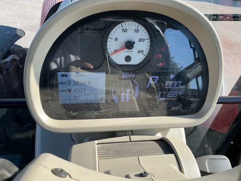 Traktor typu Massey Ferguson 6715, Gebrauchtmaschine v les hayons (Obrázek 8)