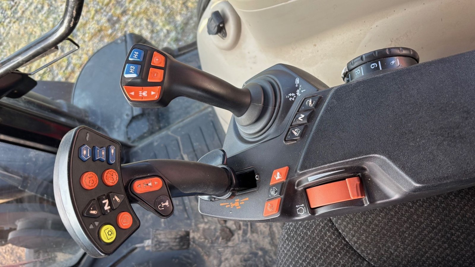 Traktor του τύπου Massey Ferguson 6715S, Gebrauchtmaschine σε Sakskøbing (Φωτογραφία 5)