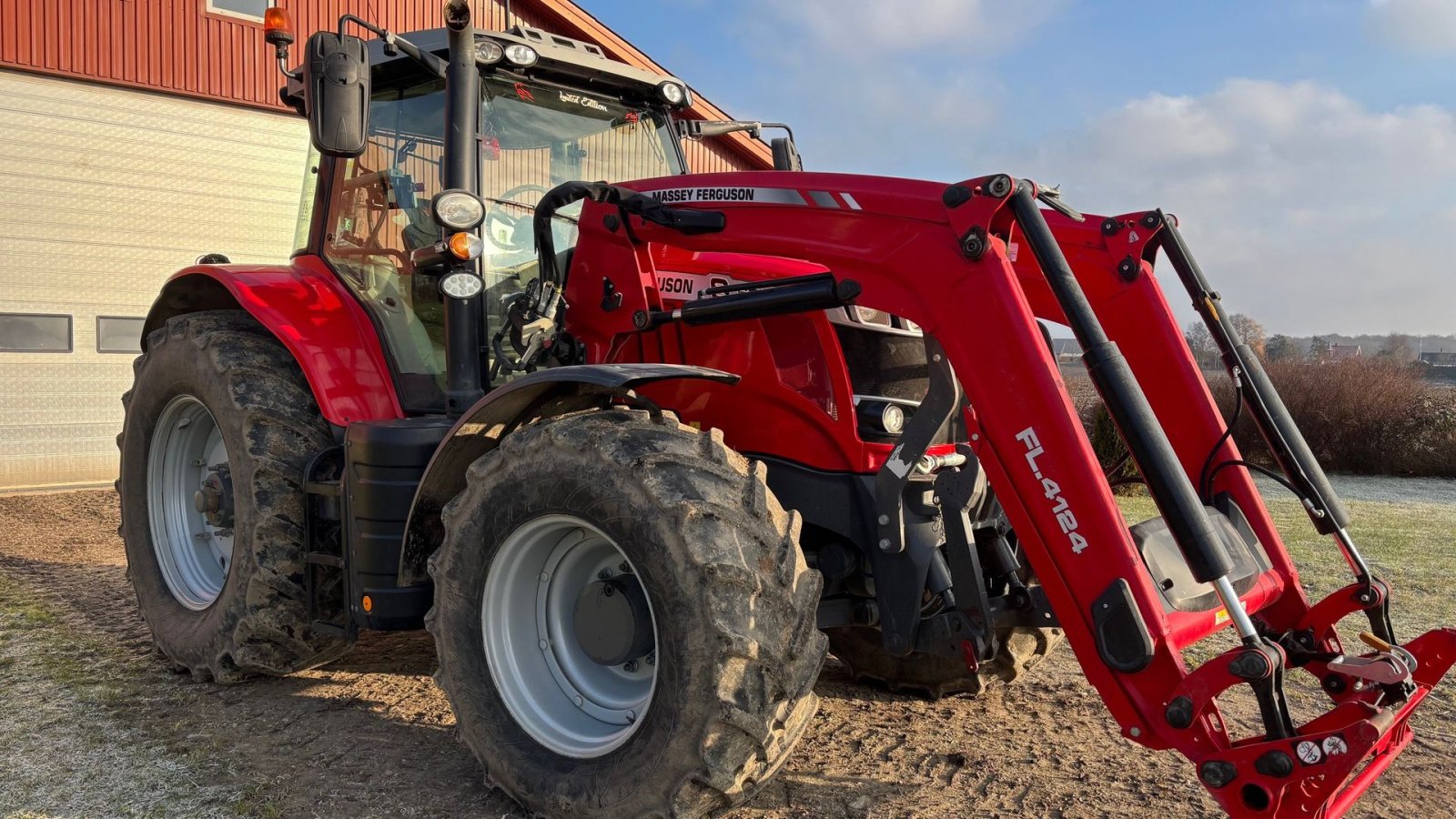 Traktor του τύπου Massey Ferguson 6715S, Gebrauchtmaschine σε Sakskøbing (Φωτογραφία 1)
