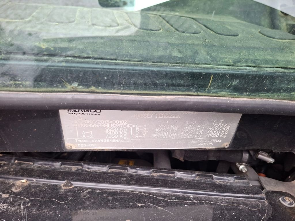 Traktor des Typs Massey Ferguson 6715S, Gebrauchtmaschine in CHEMAUDIN ET VAUX (Bild 6)