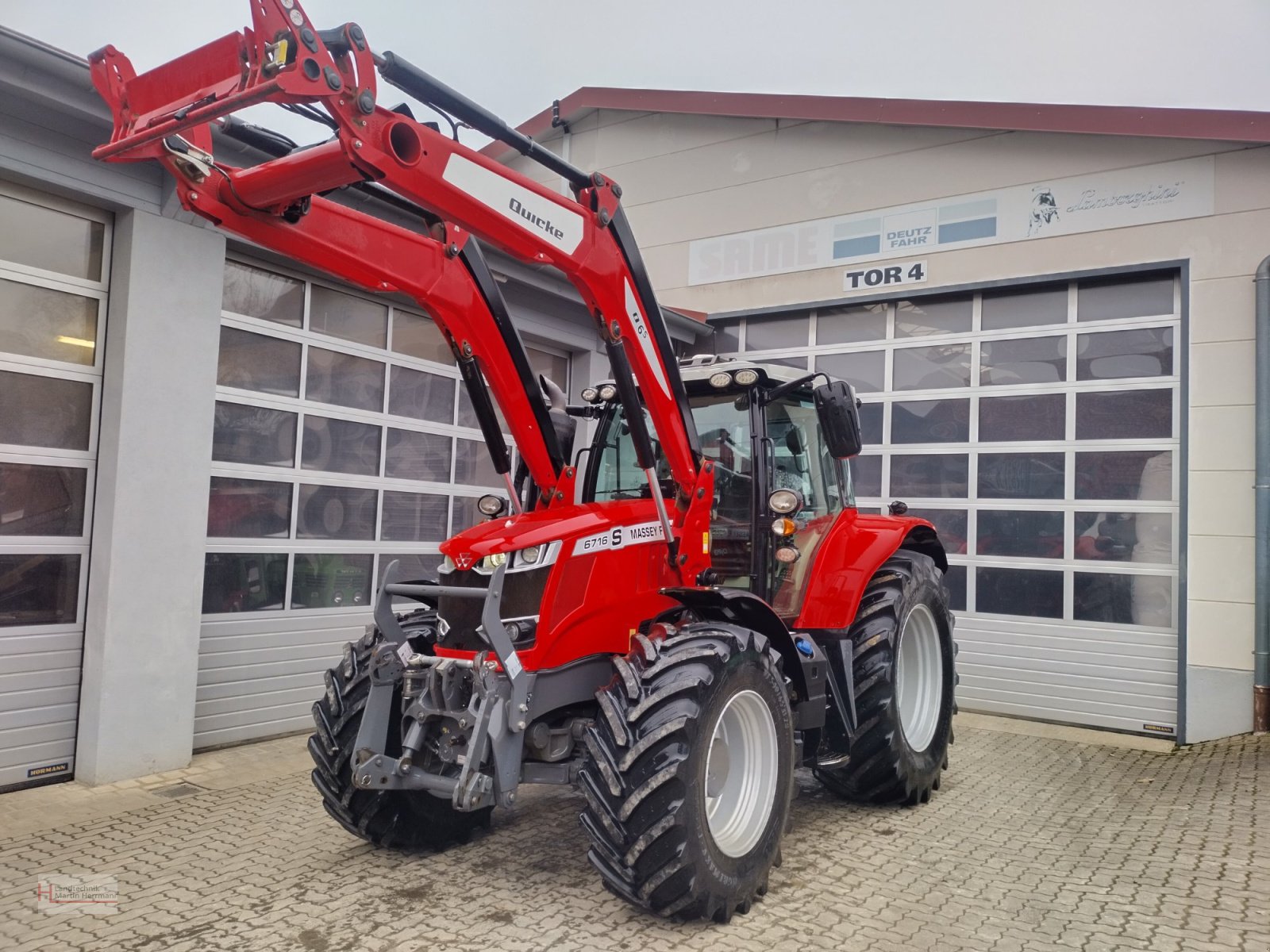 Traktor типа Massey Ferguson 6716 S Dyna VT, Gebrauchtmaschine в Steinfeld (Фотография 1)