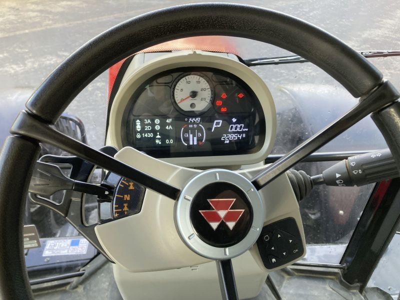 Traktor des Typs Massey Ferguson 6718 S DYNA-6 EXCLUSIVE, Gebrauchtmaschine in Wülfershausen an der Saale (Bild 13)