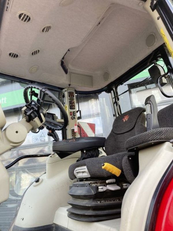 Traktor des Typs Massey Ferguson 6718 S DYNA-6 EXCLUSIVE, Gebrauchtmaschine in Wülfershausen an der Saale (Bild 12)