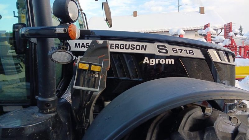 Traktor des Typs Massey Ferguson 6718 S, Gebrauchtmaschine in Pocking (Bild 5)