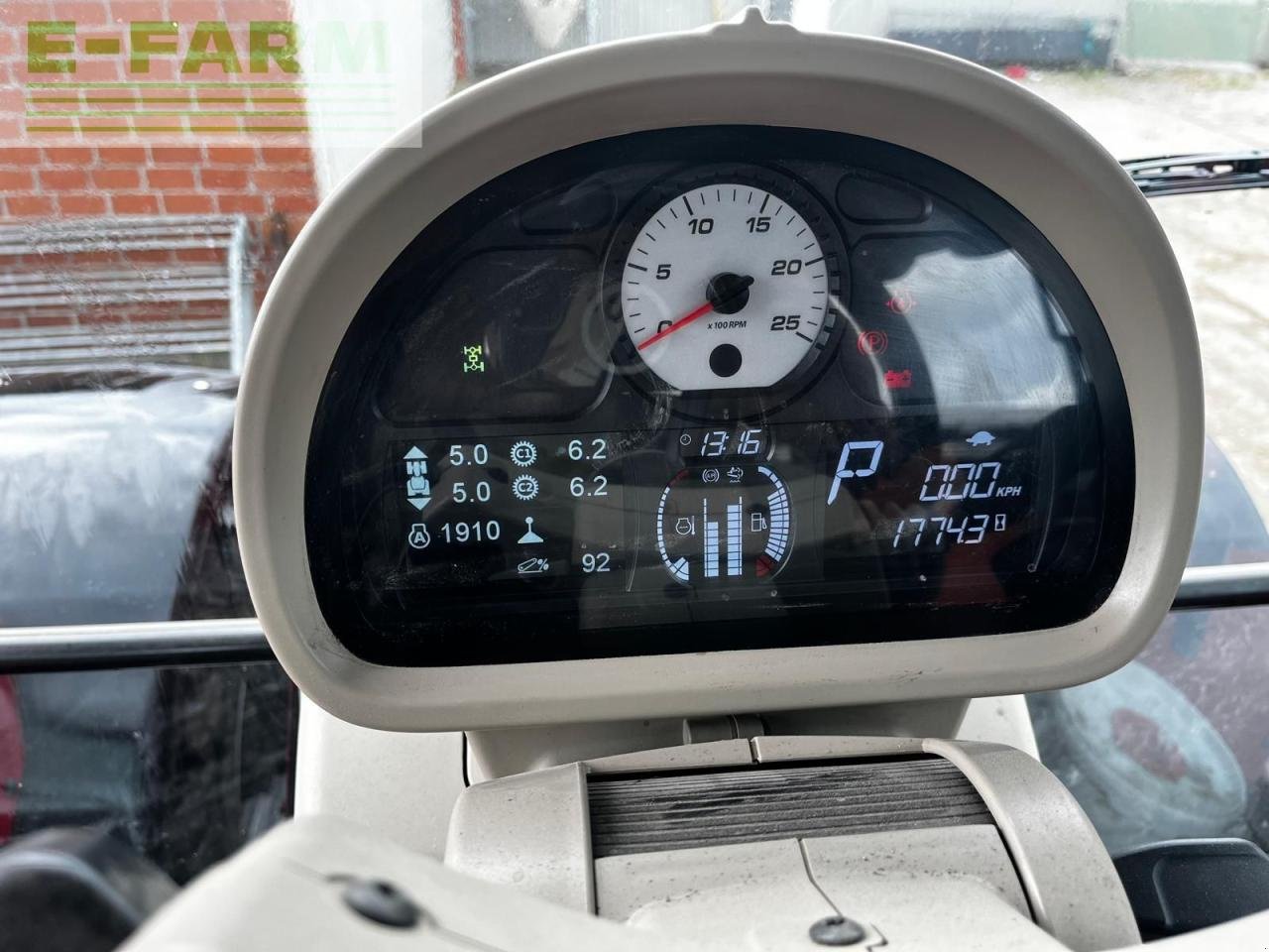 Traktor typu Massey Ferguson 6718S Dyna-VT, Gebrauchtmaschine w REUSSENKÖGE (Zdjęcie 9)