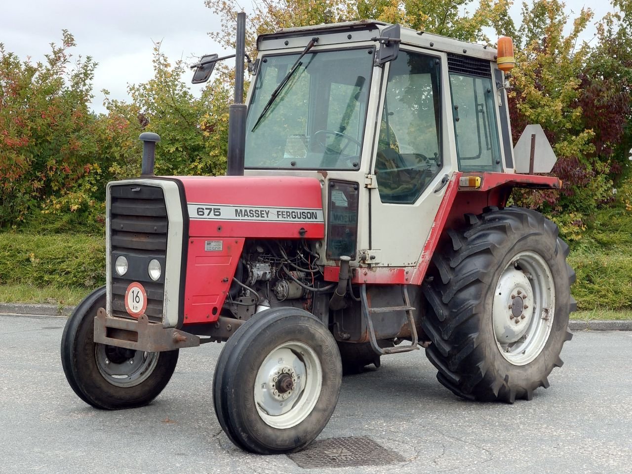 Traktor типа Massey Ferguson 675 2wd, Gebrauchtmaschine в Wieringerwerf (Фотография 3)