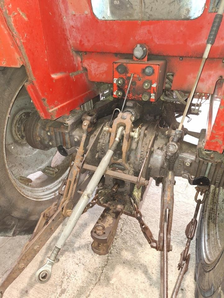 Traktor типа Massey Ferguson 675, Gebrauchtmaschine в Maribo (Фотография 4)