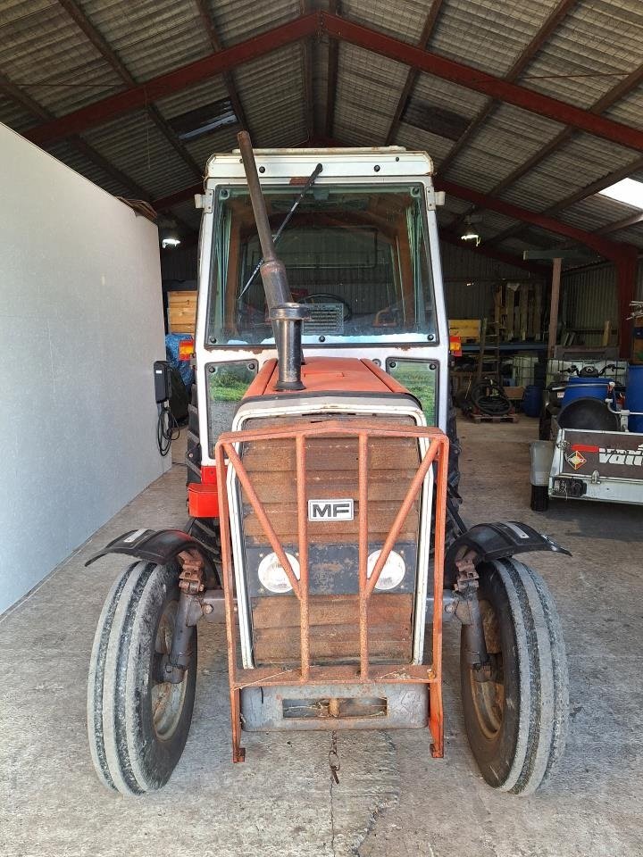 Traktor типа Massey Ferguson 675, Gebrauchtmaschine в Maribo (Фотография 2)