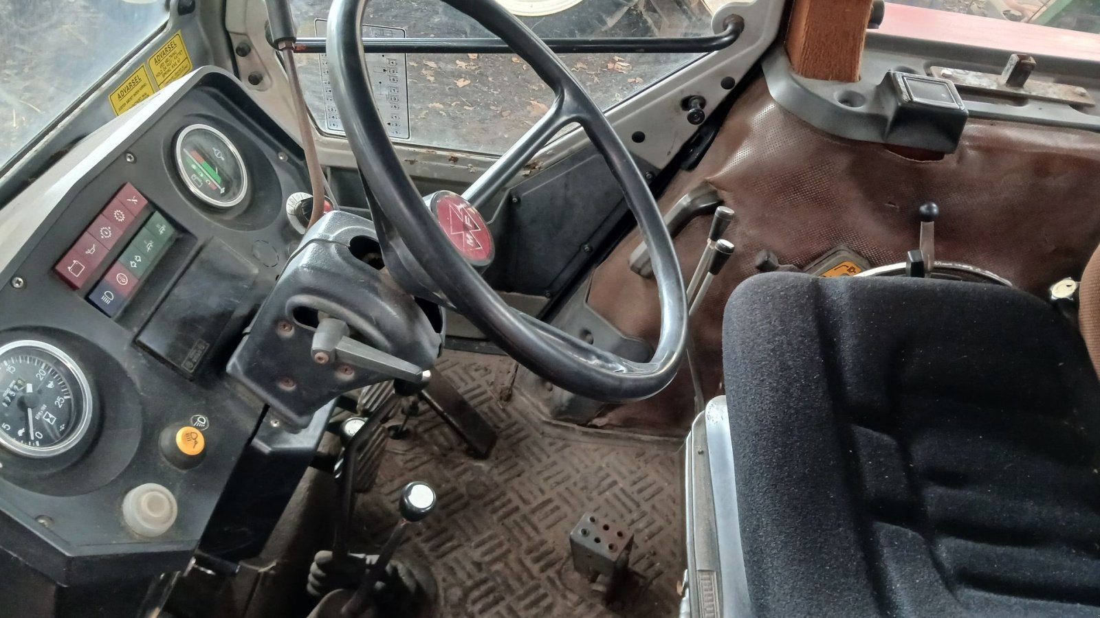 Traktor a típus Massey Ferguson 675, Gebrauchtmaschine ekkor: Varde (Kép 4)