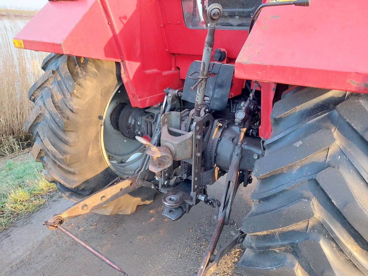 Traktor tip Massey Ferguson 675, Gebrauchtmaschine in Ouderkerk aan den IJssel (Poză 7)