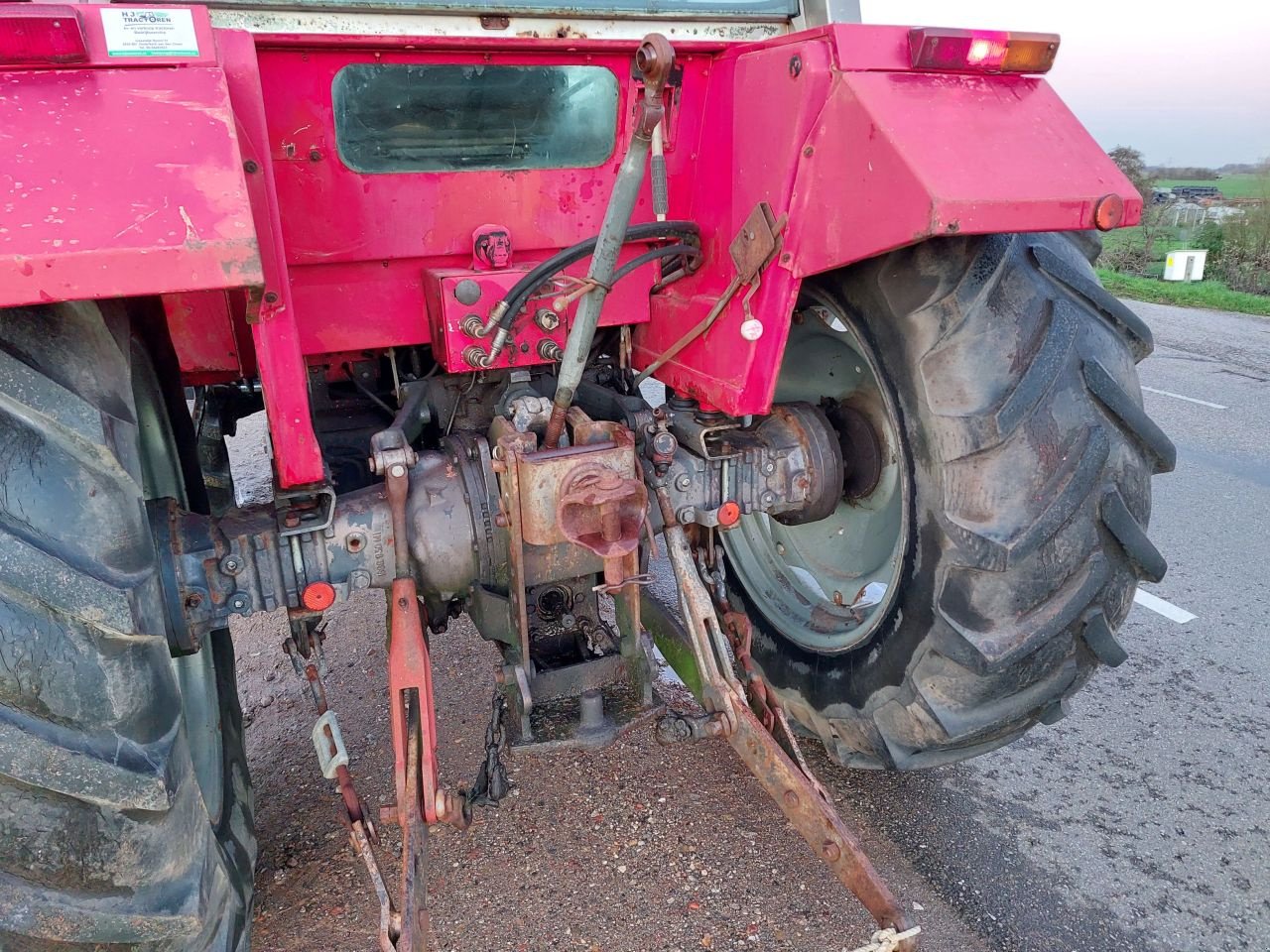 Traktor des Typs Massey Ferguson 675, Gebrauchtmaschine in Ouderkerk aan den IJssel (Bild 5)