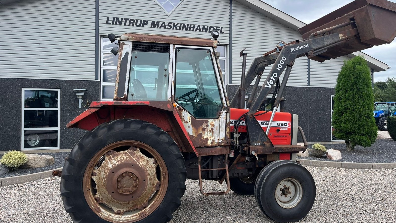 Traktor van het type Massey Ferguson 690 Speedshift med frontlæsser, Gebrauchtmaschine in Lintrup (Foto 14)