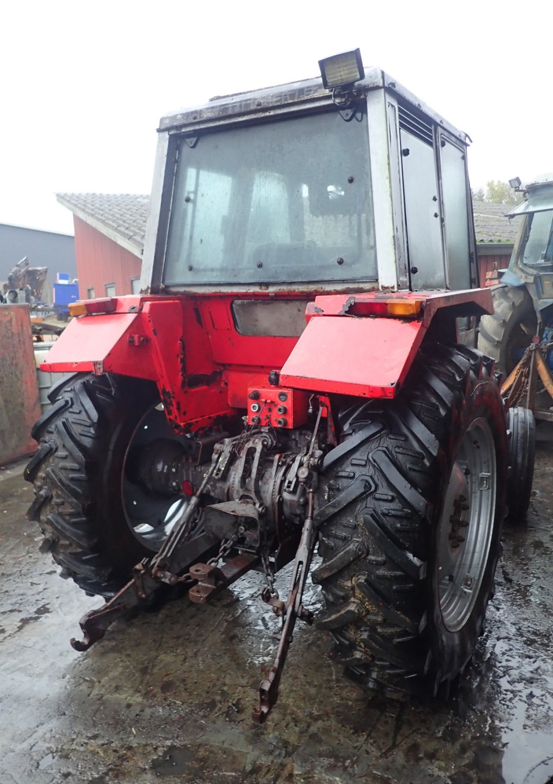 Traktor Türe ait Massey Ferguson 690, Gebrauchtmaschine içinde Viborg (resim 3)