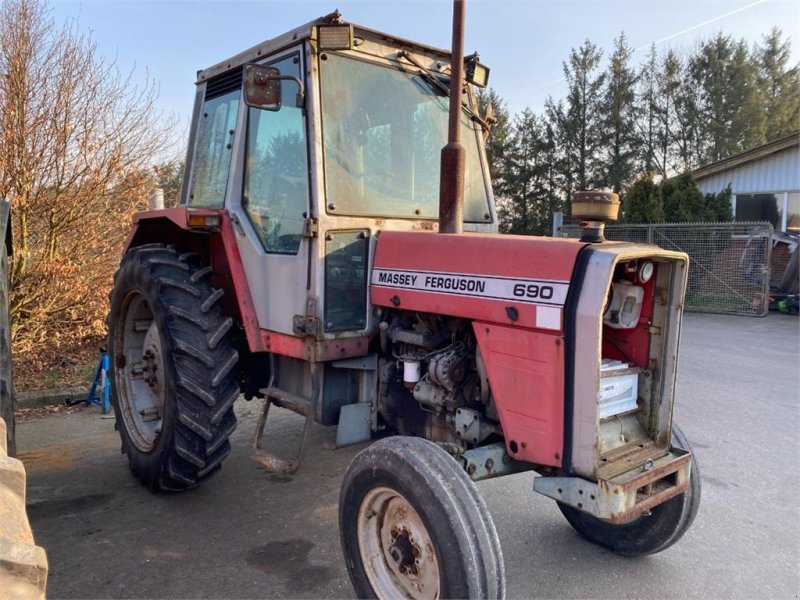 Traktor typu Massey Ferguson 690, Gebrauchtmaschine v Hemmet (Obrázek 1)