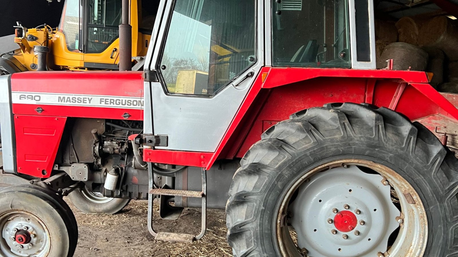 Traktor типа Massey Ferguson 690, Gebrauchtmaschine в Brønderslev (Фотография 9)