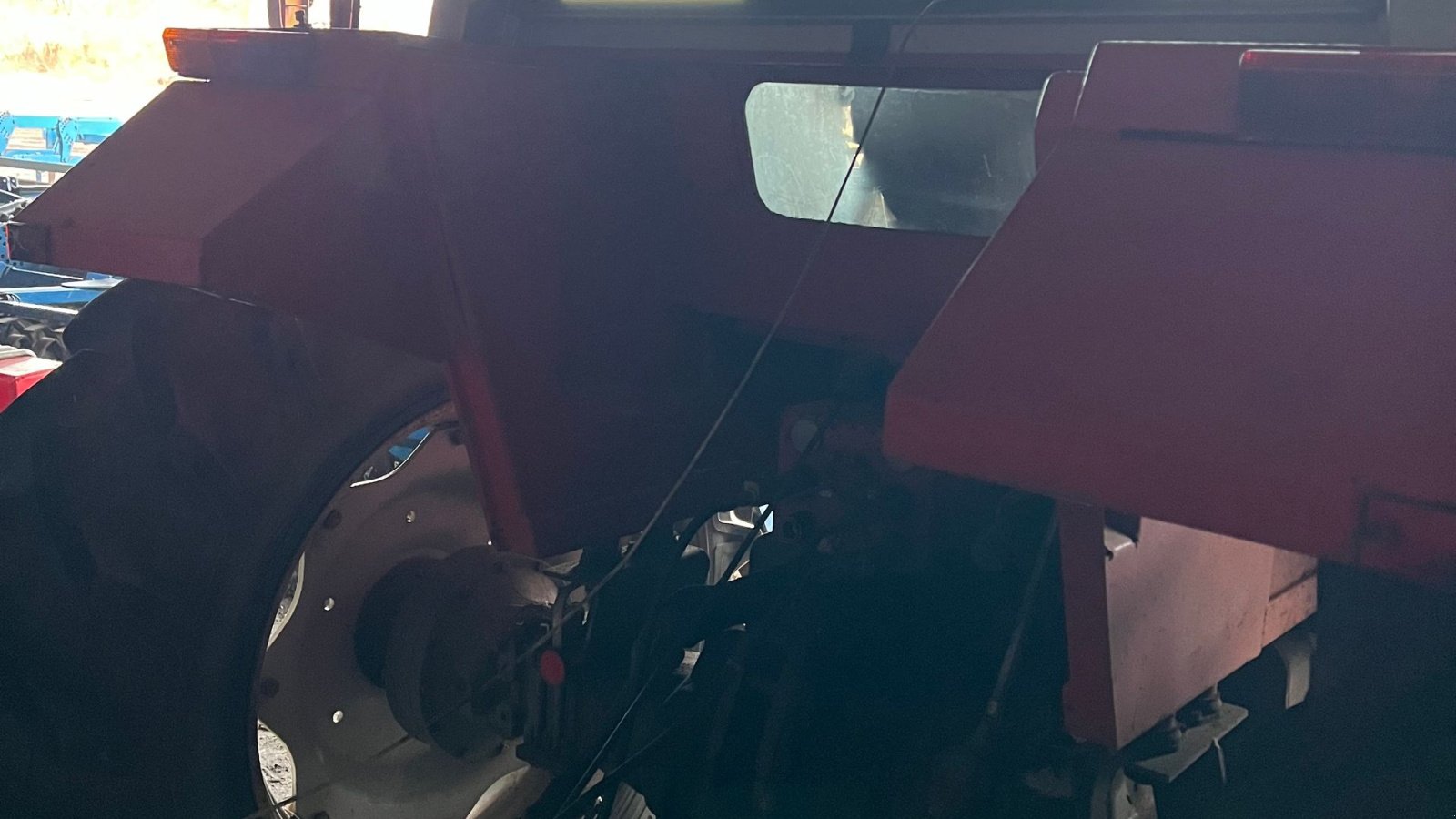 Traktor типа Massey Ferguson 690, Gebrauchtmaschine в Brønderslev (Фотография 5)