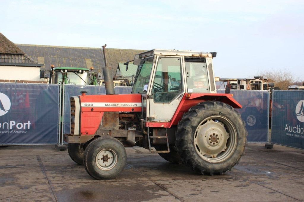 Traktor типа Massey Ferguson 698, Gebrauchtmaschine в Antwerpen (Фотография 1)