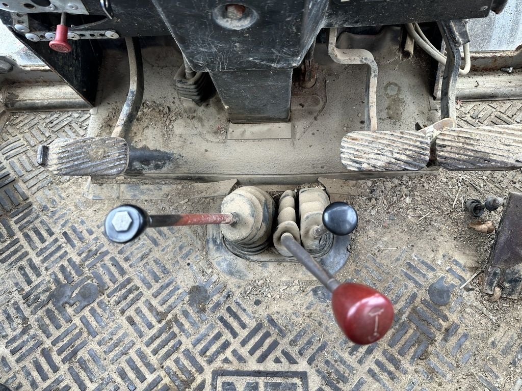 Traktor van het type Massey Ferguson 698, Gebrauchtmaschine in Callantsoog (Foto 8)