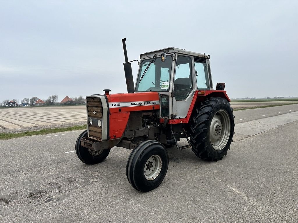 Traktor van het type Massey Ferguson 698, Gebrauchtmaschine in Callantsoog (Foto 1)