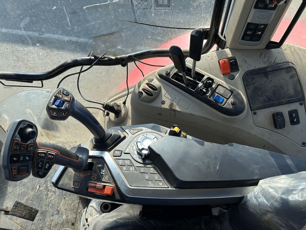 Traktor типа Massey Ferguson 6S.135 D6, Gebrauchtmaschine в JOSSELIN (Фотография 9)