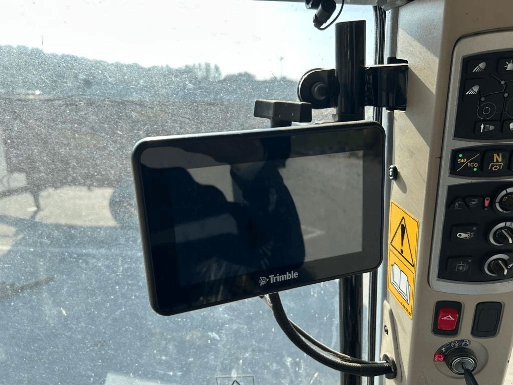 Traktor типа Massey Ferguson 6S.135 D6, Gebrauchtmaschine в JOSSELIN (Фотография 10)