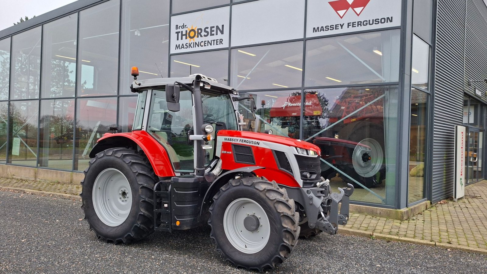 Traktor des Typs Massey Ferguson 6S.145 Dyna 6 Exclucive, Gebrauchtmaschine in Nykøbing M (Bild 1)